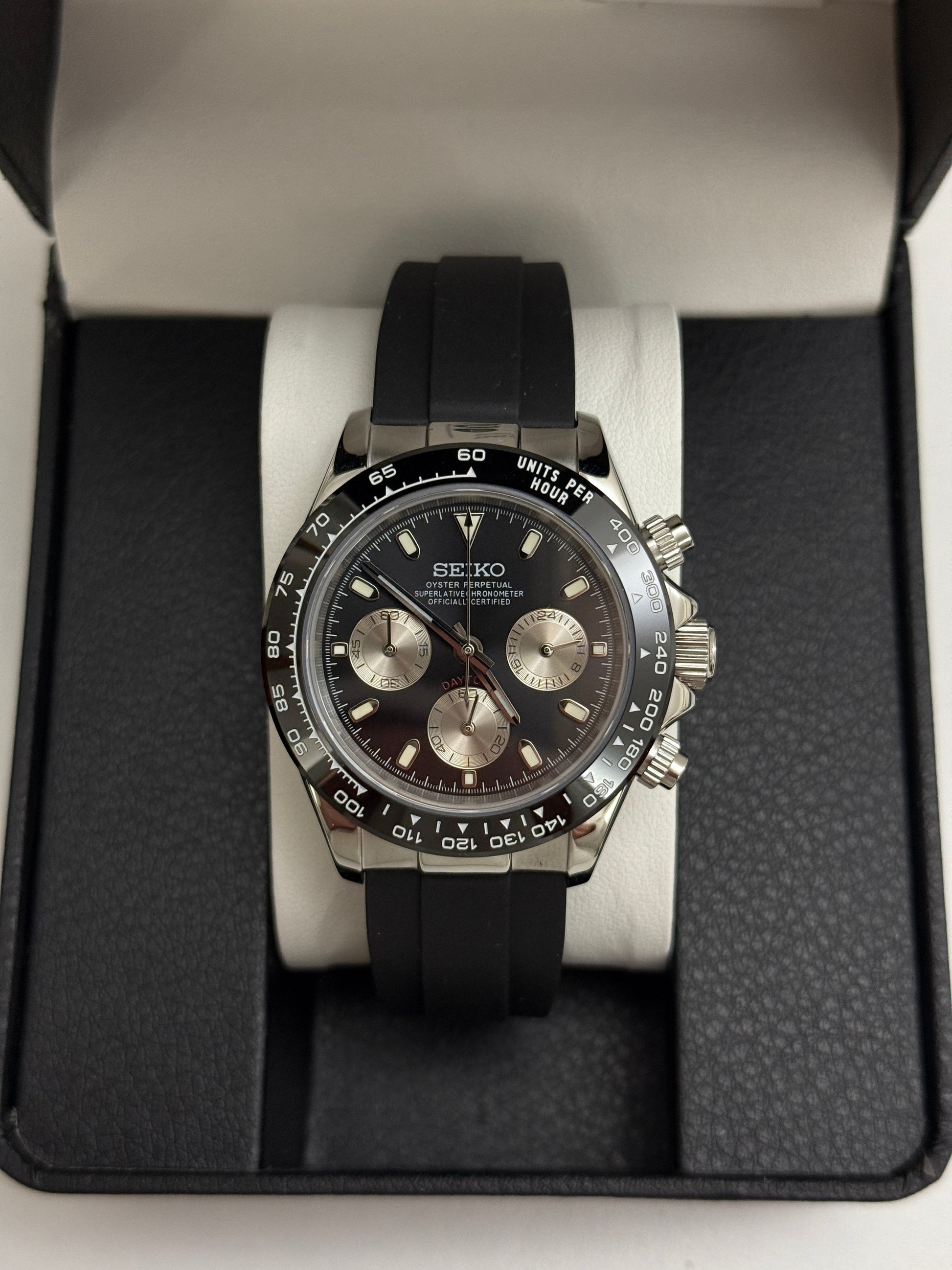 Black Seiko Daytona Seiko Mod