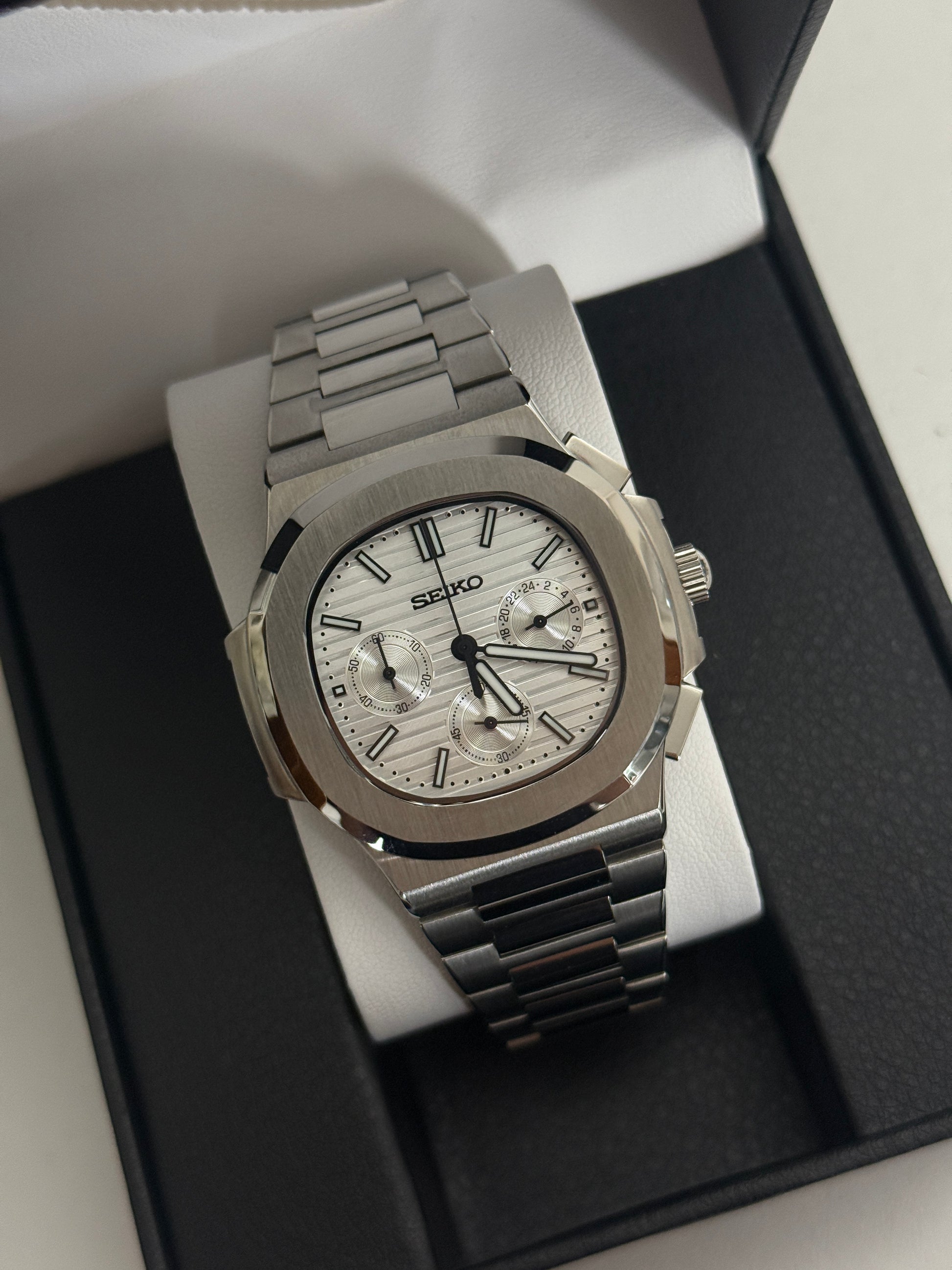 White Nautilus Seiko Mod Quartz