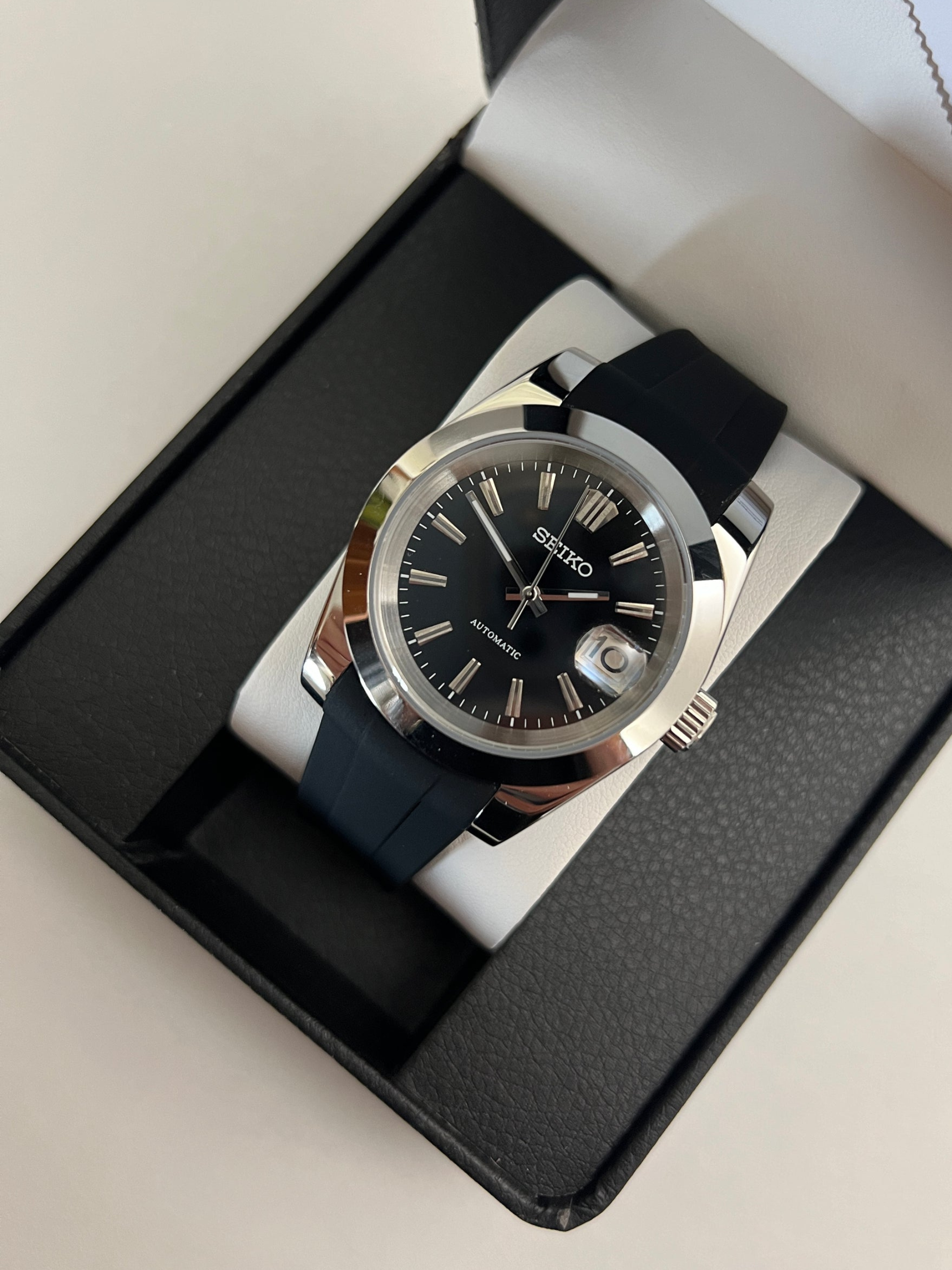 Black Sunburst Custom Seiko Mod
