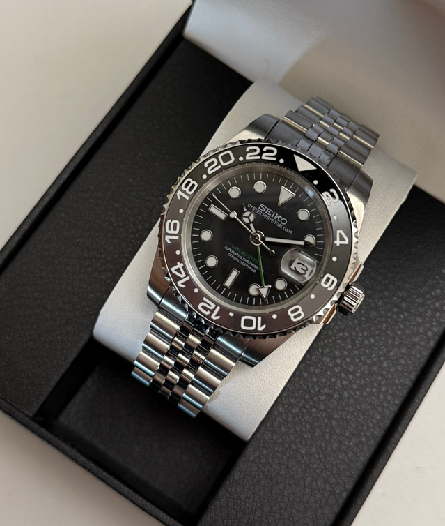 Bruce Wayne GMT Seiko Mod